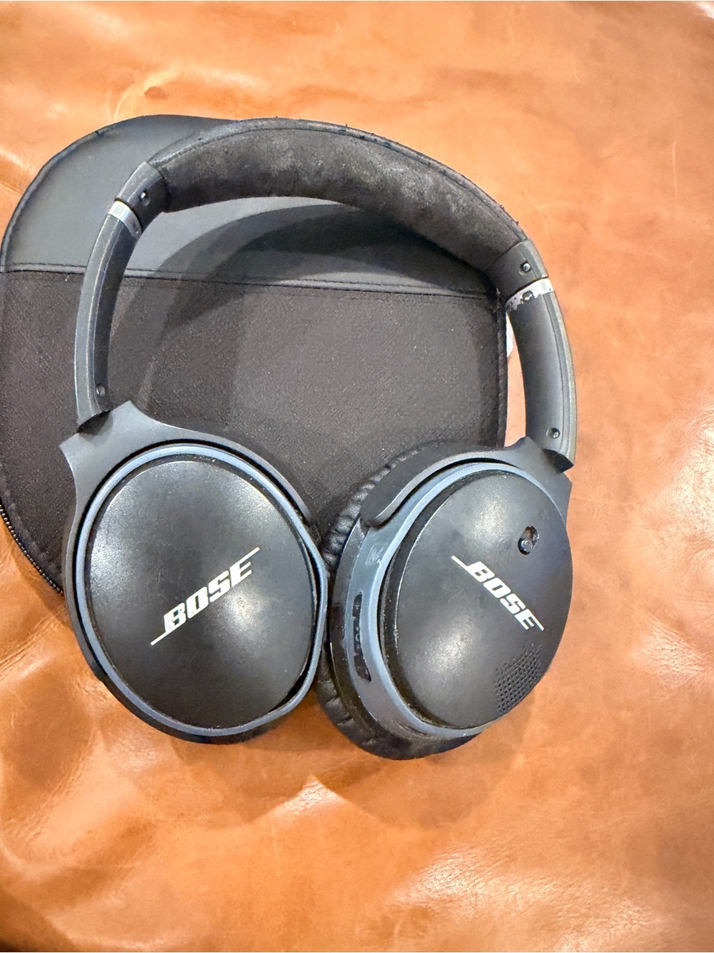 Bose Over-Ear Wireless Headphones - Black